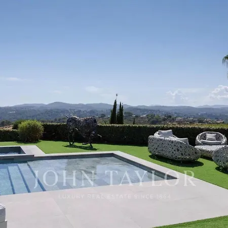 Luxury For Rent On A Secure Estate *